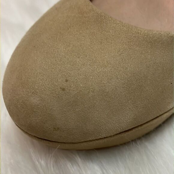 Steve Madden Cake Suede Nude Heels with Rhinestone Bow Size 7.5 B-25 - Picture 11 of 11